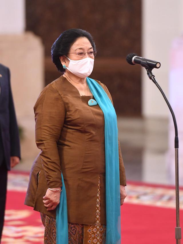 Jokowi Lantik Megawati Jadi Ketua Dewan Pengarah BRIN