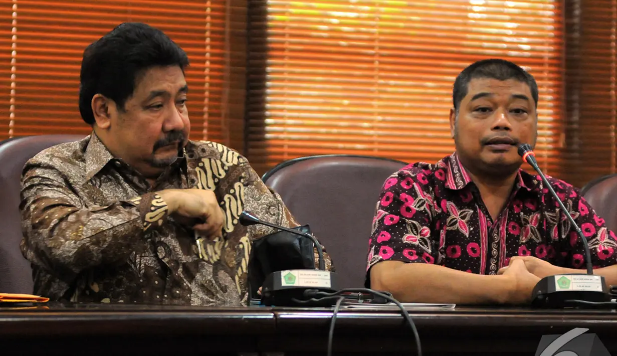Seorang pembicara memaparkan penjelasannya terkait permasalahan kolom agama di KTP, Jakarta, Senin (10/11/2014) (Liputan6.com/Faizal R Syam)
