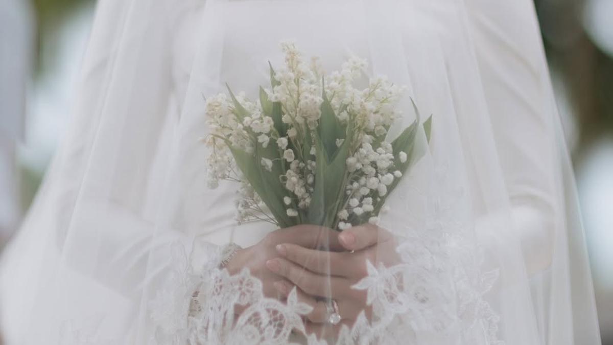 Makna Bunga Lily of the Valley dalam Buket Pernikahan Luna Maya, Simbol Kemurnian Cinta