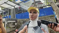 Rumah hingga Kafe Berdiri di Bantaran Ciliwung Depok