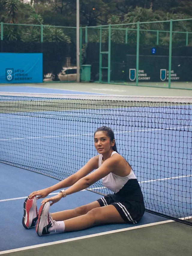 Pesona Fanny Ghassani (Foto: Instagram fannyghassani)