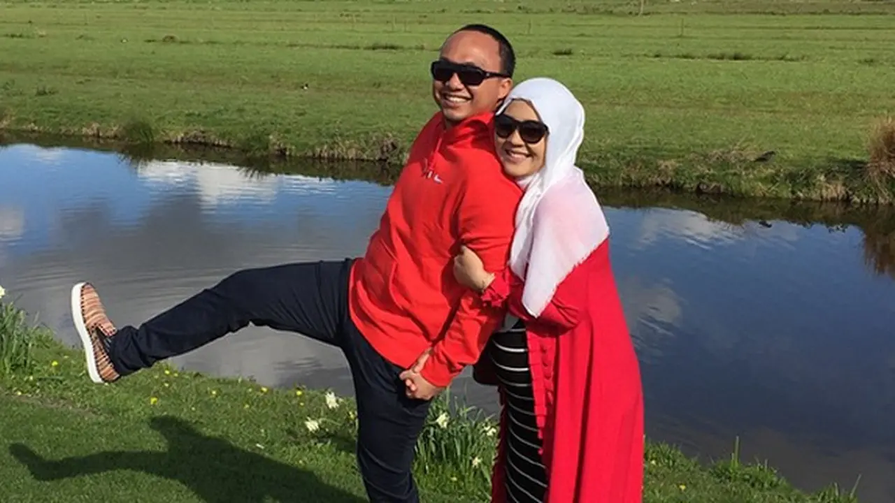 Nuri Maulida dan suami