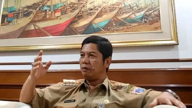 Kepala Badan Kepegawaian Daerah (BKD) DKI Jakarta Agus Suradika menyatakan Wali Kota Jakarta Utara Rustam Effendi telah mengirimkan surat pengunduran diri dari jabatan wali kota. Dan KAI bakal operasikan 19 kereta tambahan hadapi mudik lebaran