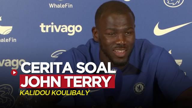 Berita video momen legenda Chelsea, John Terry, sempat menutup telepon dari pemain baru di Liga Inggris (Premier League), Kalidou Koulibaly.
