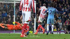 Manchester City diimbangi Stoke City 0-0 di Etihad Stadium, Kamis (9/3/2017) dinihari WIB.