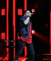 Beberapa kali penampilan kontestan Rising Star asal NTB, Fazrun Tambora memukau para juri. Suara khas rocker yang dimiliki itu sebagai modalnya untuk bersaing di Rising Star Indonesia. (Adrian Putra/Bintang.com)