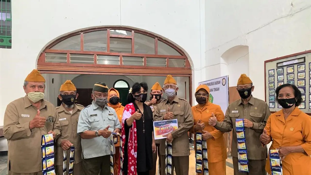 Berbagi bersama veteran Kemerdekaan