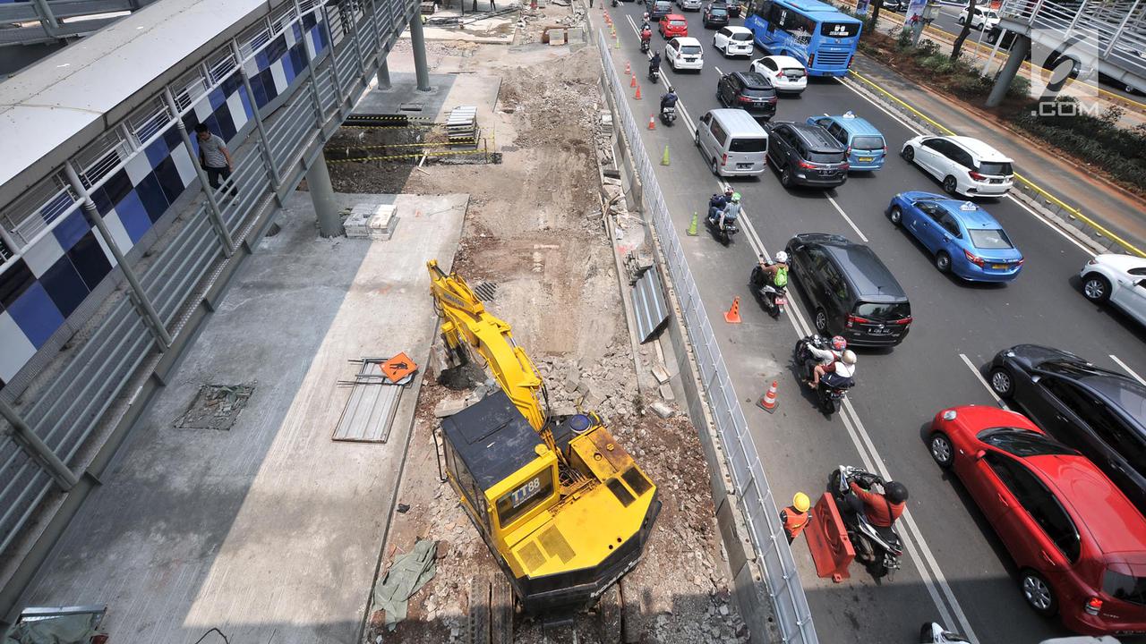 Penataan Ulang Trotoar Sudirman Persempit Jalur Pejalan Kaki