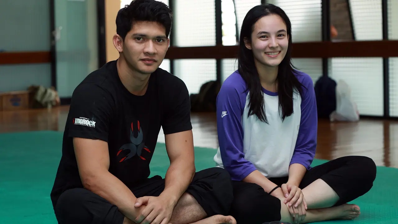 [Bintang] Iko Uwais dan Chelsea Islan
