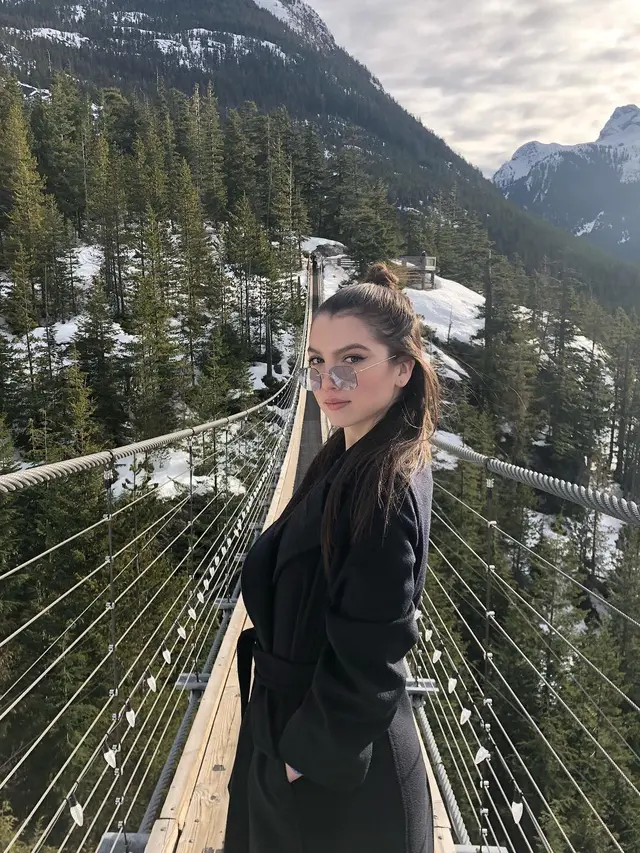 Potret Maya Henry (sumber: instagram/@maya_henry)