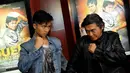 Willy Dozan bersama putra sulungnya, Leon Dozan, terlibat dalam sebuah film laga, Jakarta, (15/9/14). (Liputan6.com/Faisal R Syam)