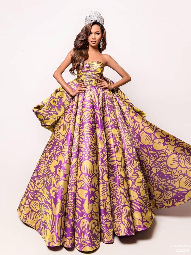 7 Pesona Kharisma Aura, Juara Miss Grand Indonesia 2020 yang Menawan