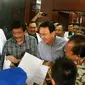 Ahok dan Djarot pemeriksaan kesehatan di Rumah Sakit Angkatan Laut (RSAL) Mintohardjo, Jakarta Pusat,