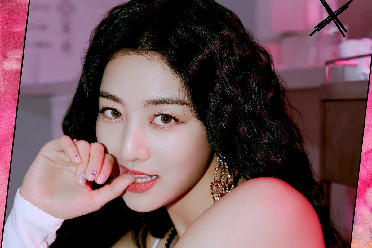 Jihyo Twice. (JYP Entertainment via Soompi)
