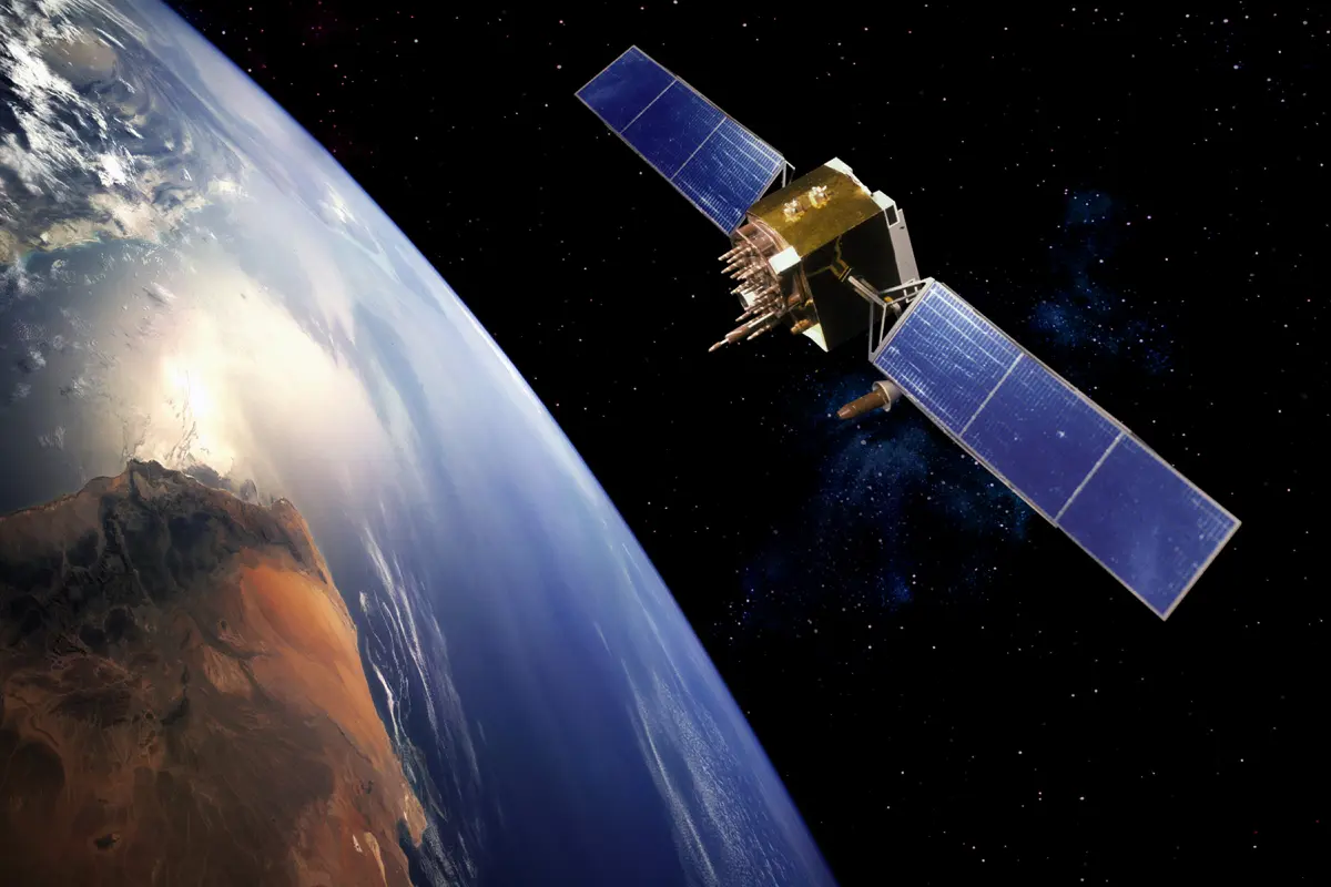 Satelit