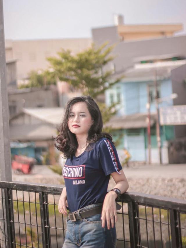 Potret Ulfi Damayanti putri Elly Sugigi