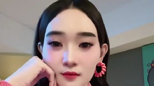 8 Potret Cantik dan Fakta Menarik Difarina Indra (credit: instagram/difarinaindra_real)