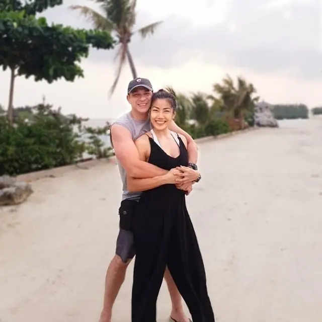 Ari Wibowo dan Inge Anugrah