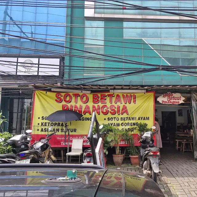 Rekomendasi Tempat Makan Soto Betawi di Jakarta Selatan