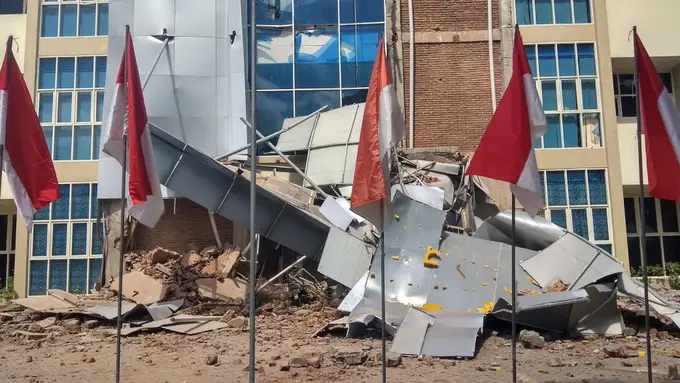 [Bintang] Begini Suasana Kota Mataram Usai Diguncang Gempa 7 SR