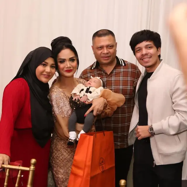 [Fimela] Ultah Krisdayanti ke-47