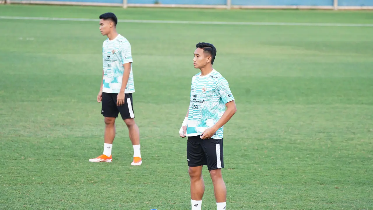 Rizky Ridho dan Muhammad Ferarri - Timnas Indonesia