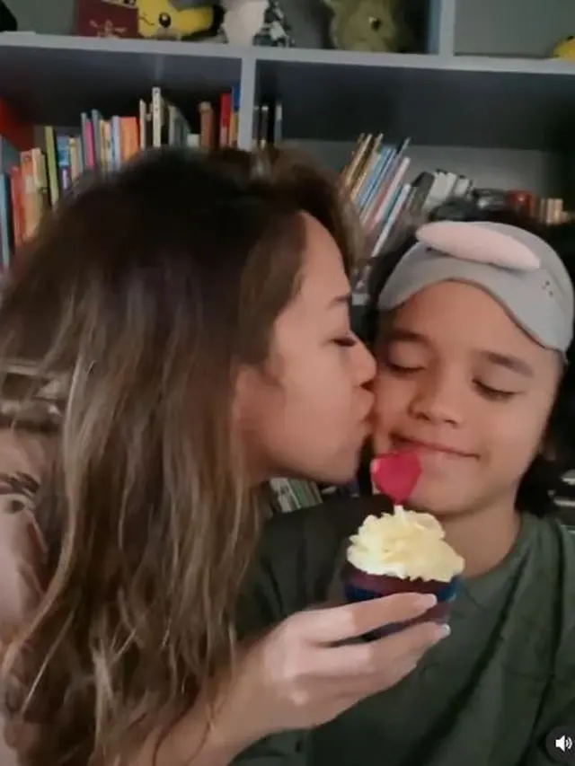 6 Momen BCL Rayakan Ulang Tahun Noah Sinclair, Beri Kejutan Spesial