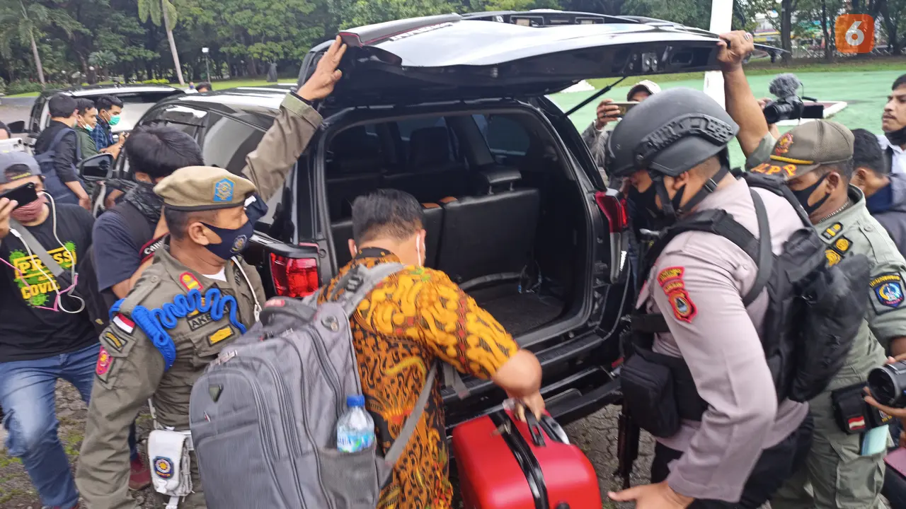 Barang bukti yang ditemukan KPK di Sulsel (Liputan6.com/Fauzan)