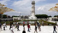 Suasana Masjid Baiturrahman Aceh. (Liputan6.com/Yopi Makdori)