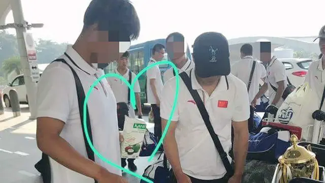 Dikira Air Kelapa, Kontingen Tiongkok Malah Minum Santan Kemasan