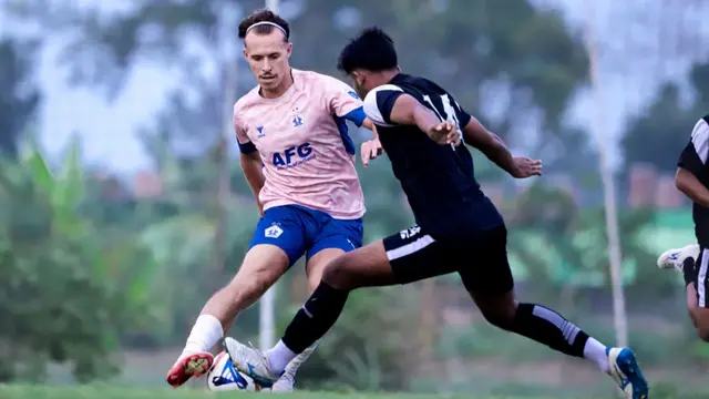 Persik Kediri Versus Gresik United