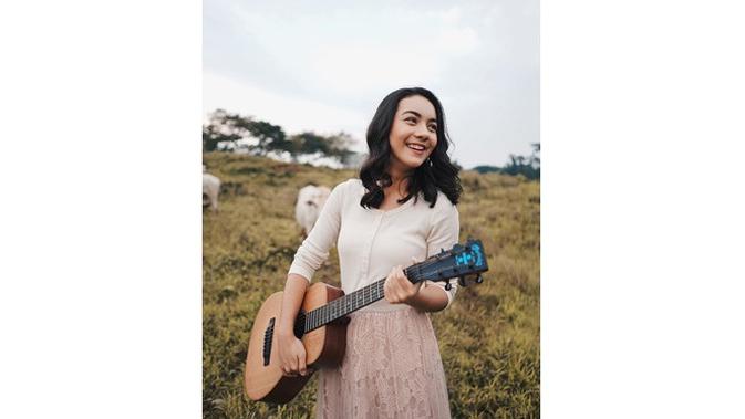 6 Pesona Ersya Aurelia, Pemeran Lala di Sinetron Cinta Karena Cinta (sumber: Instagram.com/ersyaurel)