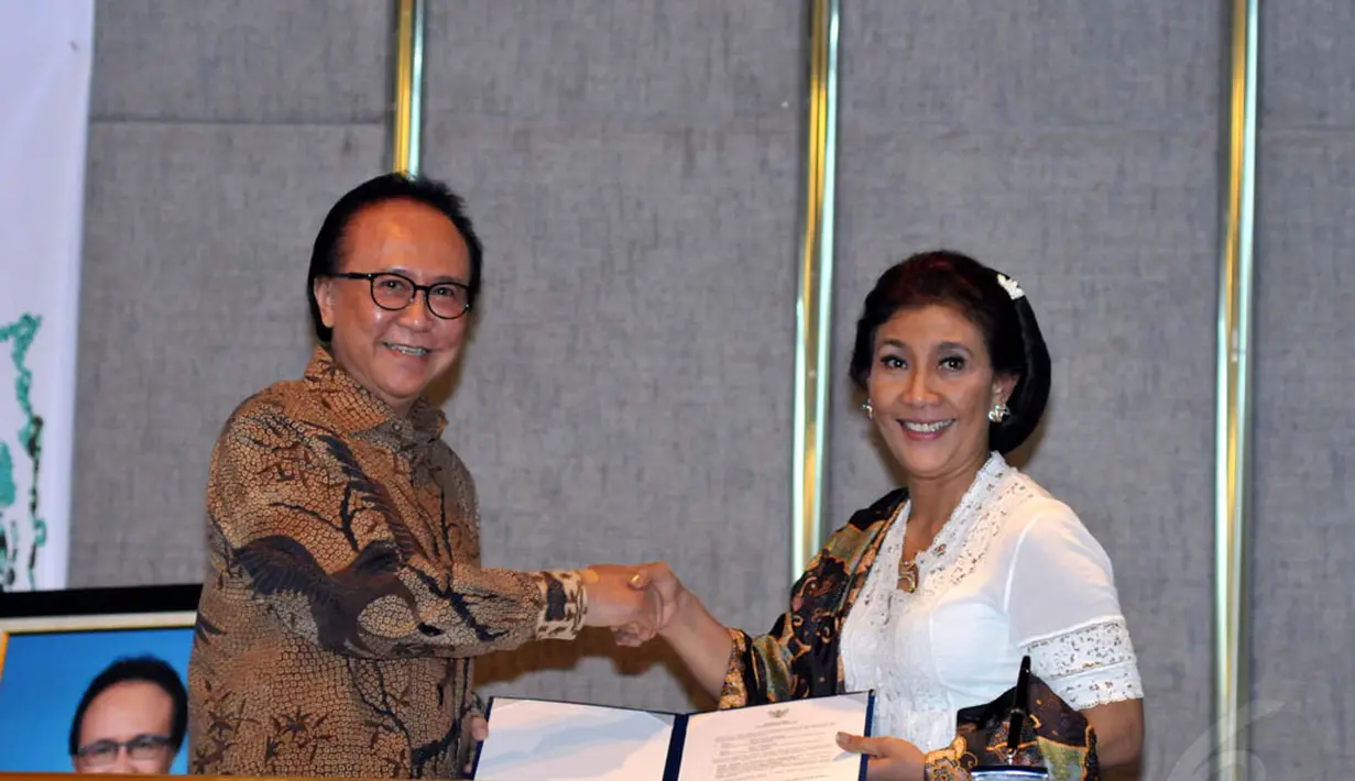 Serah terima jabatan Menteri Perikanan dan Kelautan berlangsung di Jakarta, Rabu (29/10/2014). (Liputan6.com/Panji Diksana)