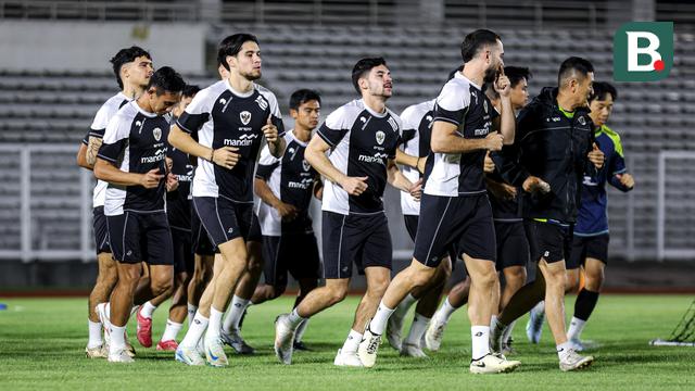 Foto: Baru Tiba di Tanah Air, Kevin Diks Langsung Geber Latihan Bersama Timnas Indonesia