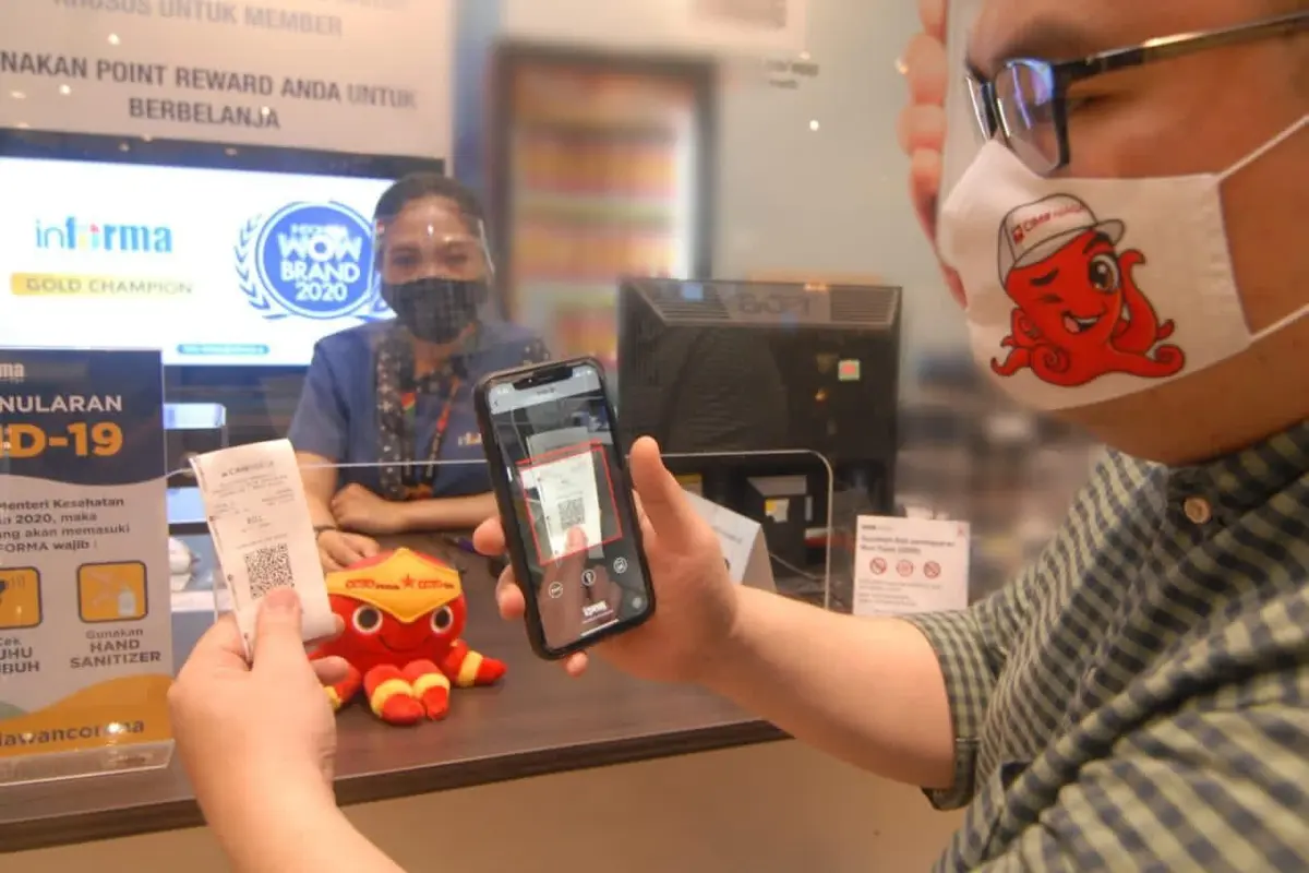 CIMB Niagamenyediakan fasilitas cicilan 0 persen dari kartu kredit melalui OCTO Mobile.