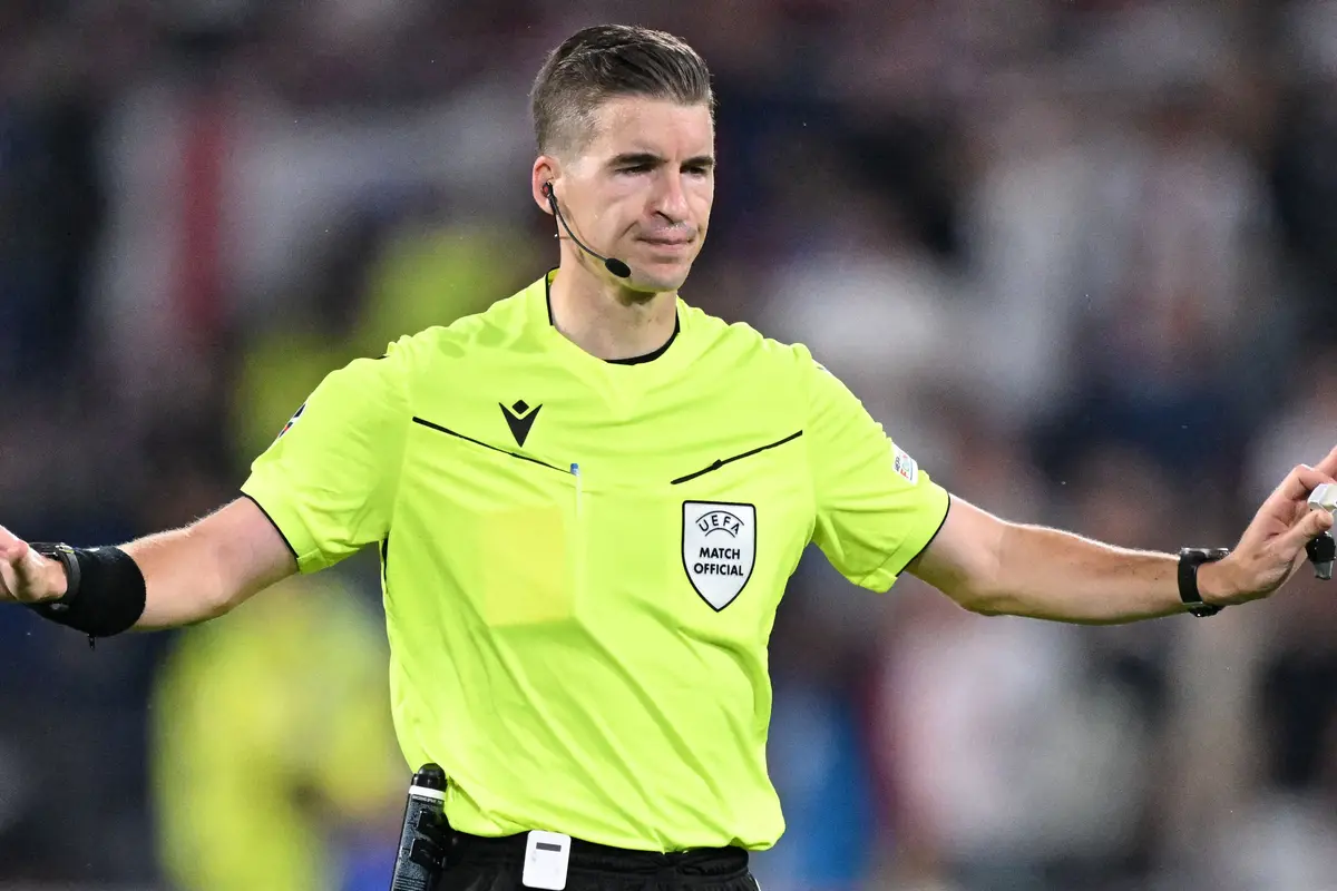 Foto: Mengenal Wasit Partai Final Euro 2024, Ternyata Pernah Bikin Fans Timnas Indonesia Murka