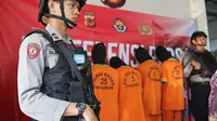Polisi menangkap 7 pelaku pemerkosaan siswi SMA di Bogor (Liputan6.com/Achmad Sudarno)