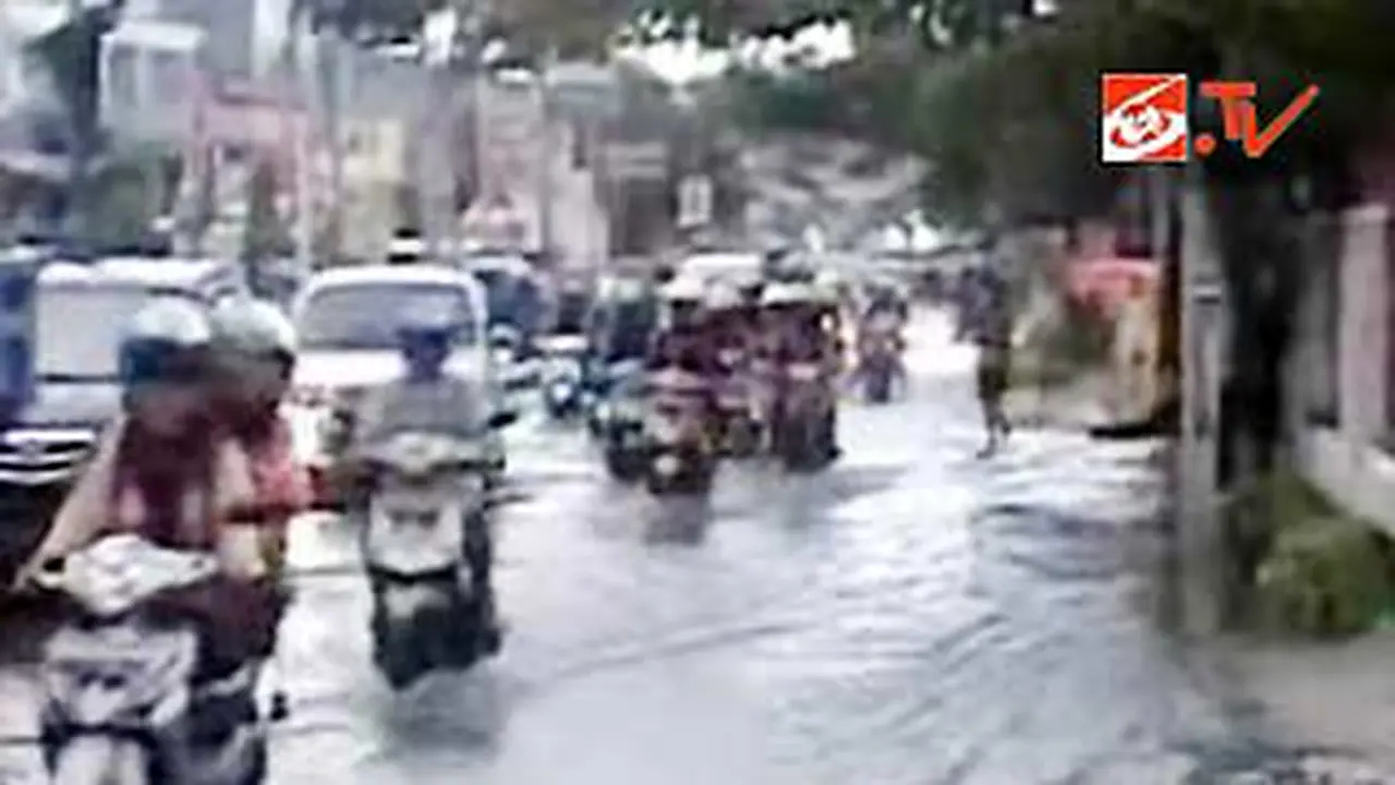 1203034terk3banjir_bone.jpg
