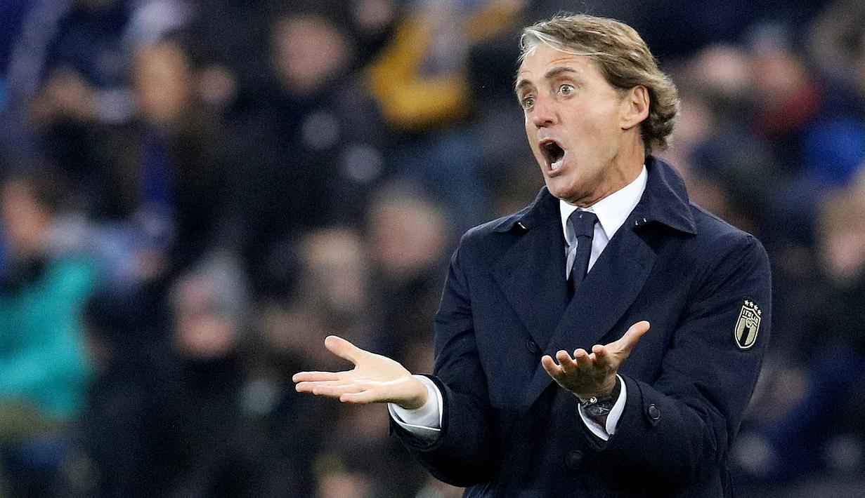 Dalam pertandingan yang digelar di Windsor Park, Selasa (16/11/2021), skuad Roberto Mancini ditahan imbang 0-0 oleh Irlandia Utara di pertandingan terakhir kualifikasi Piala Dunia 2022. (AFP/Paul Faith)