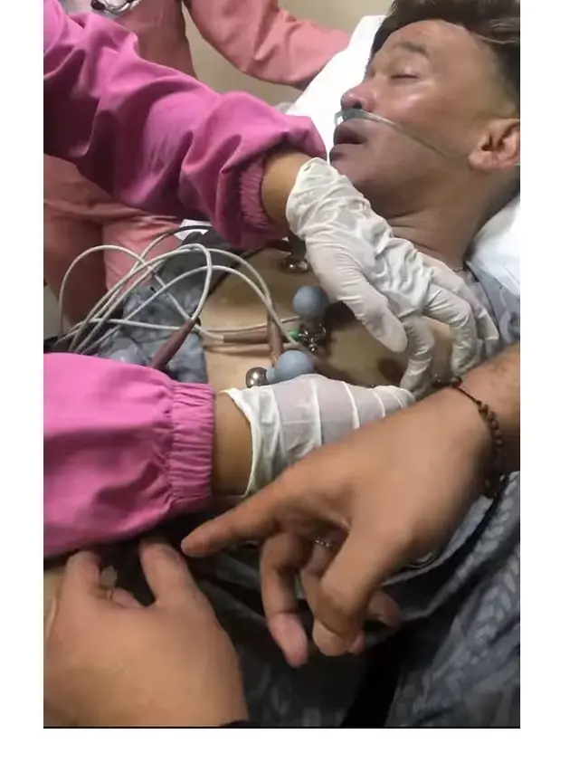 6 Potret Ruben Onsu yang Dilarikan ke RS, Sarwendah dan Jordi Onsu Tak Tahu