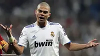 Tolak Tawaran City, Pepe Ingin Perjuangkan Tempat di Madrid
