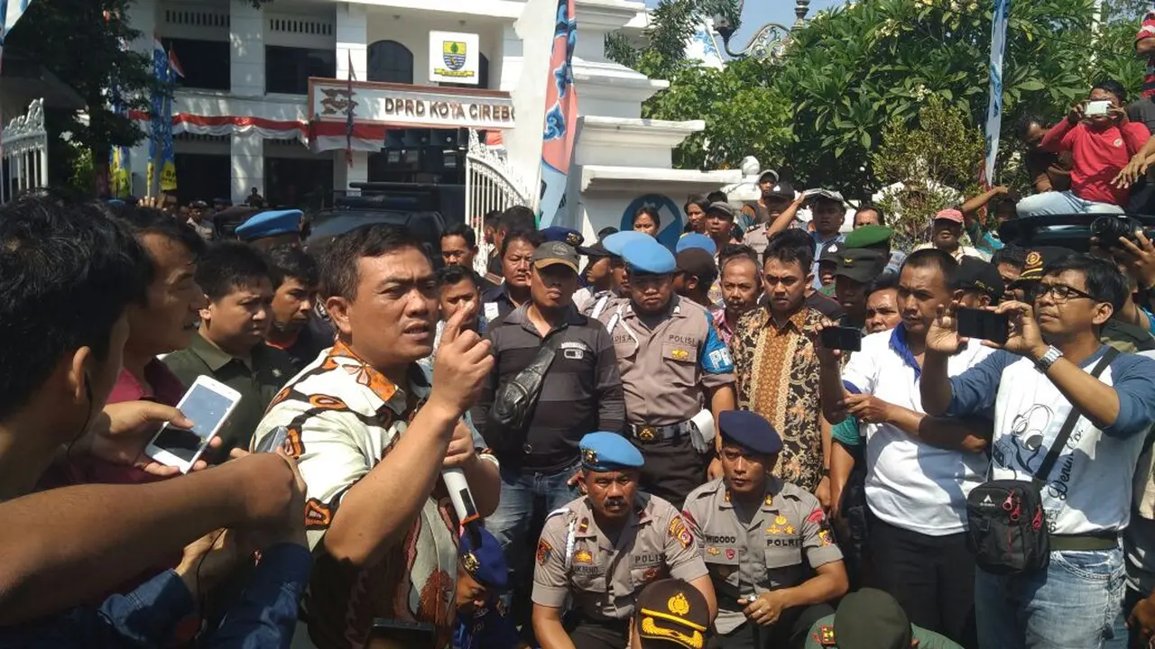 Sopir Angkot Cirebon Rusuh Jelang Festival Keraton Nusantara