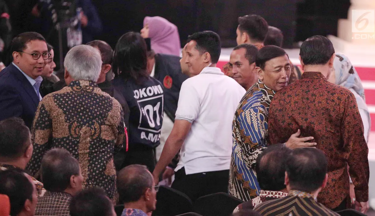 Menko Polhukam Wiranto, Menko Kemaritiman Luhut Binsar Pandjaitan dan Wakil Ketua Umum Gerindra, Fadli Zon ketika menghadiri Debat Capres di Hotel Sultan, Jakarta, Minggu (17/2). (Liputan6.com/Faizal Fanani)