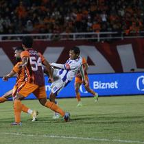 Adam Alis cetak gol di laga Borneo FC vs Persib Bandung. (Dok Persib)