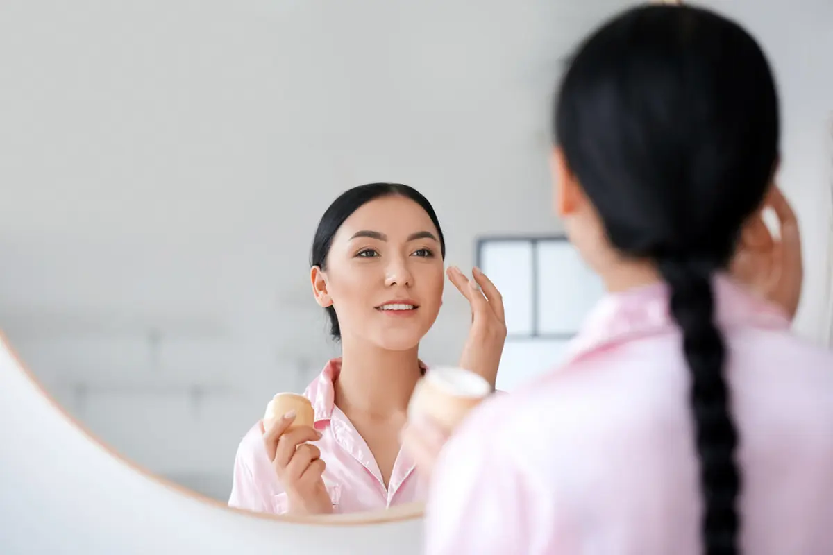 Cara Mencerahkan Wajah dan Hilangkan Bekas Jerawat, Viral di Tiktok Hanya dengan Skincare di Bawah 100 Ribu