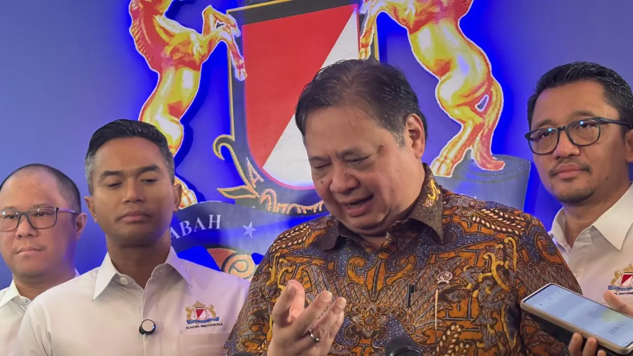 Menteri Koordinator Bidang Perekonomian Airlangga Hartarto dalam Sarasehan Kadin