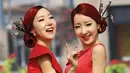 Kang Seung Hee dan Kang Joo Hee merupakan saudara kembar yang aktif di dunia hibura Korea Selatan. Dua wanita cantik ini tergabung dalam grup Wink. (Foto: koreaboo.com)