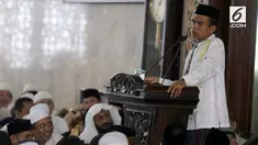 Petinggi Persaudaraan Alumni 212 telah bertemu Uztaz Abdul Somad di Palembang. Menurutnya, Somad tak menyatakan sikap menolak atau menerima. Somad bahkan bersedia sebagai calon wakil presiden Prabowo Subianto asalkan...