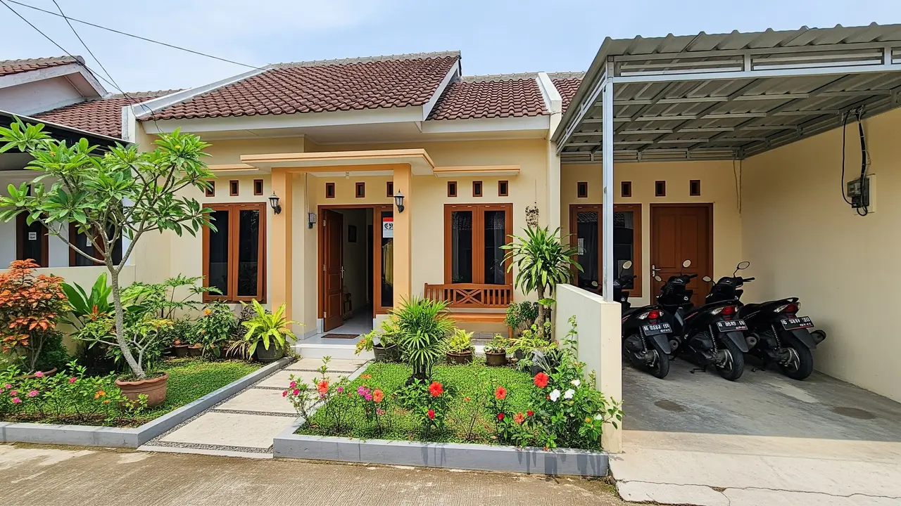 Contoh Desain Rumah 6x9 dengan Garasi Motor dan Taman Depan