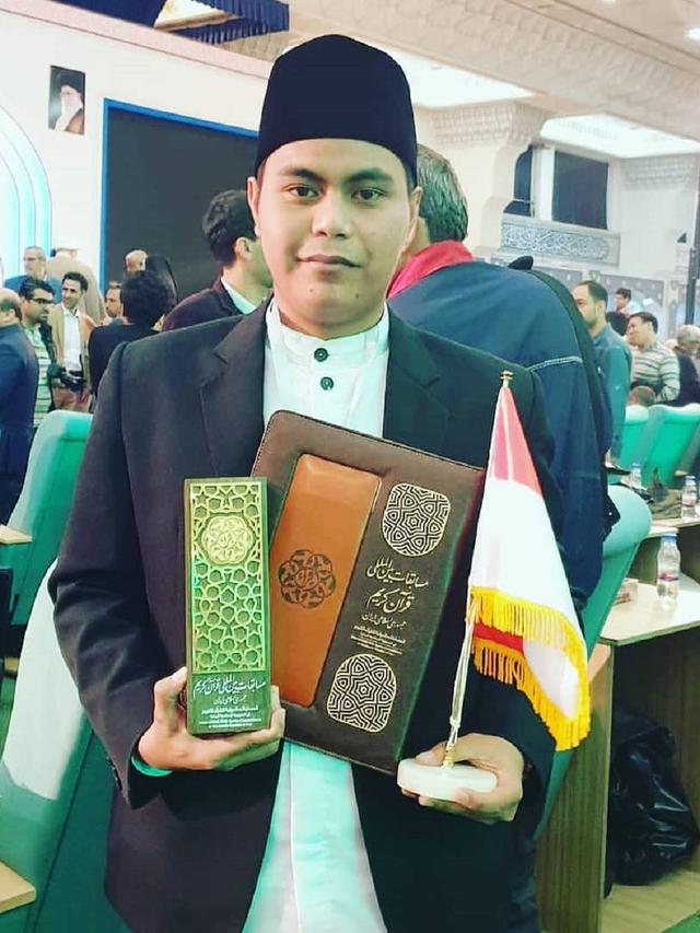 Juara I Seni Baca Alquran Di Iran Salman Amrillah Kini Buka Kedai Lifestyle Liputan6 Com